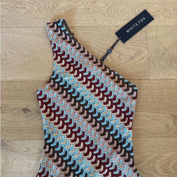 White Fox Mini Dress One Shoulder Go Loco Autumn Size XS Blue Tan Red - Picture 2 of 6